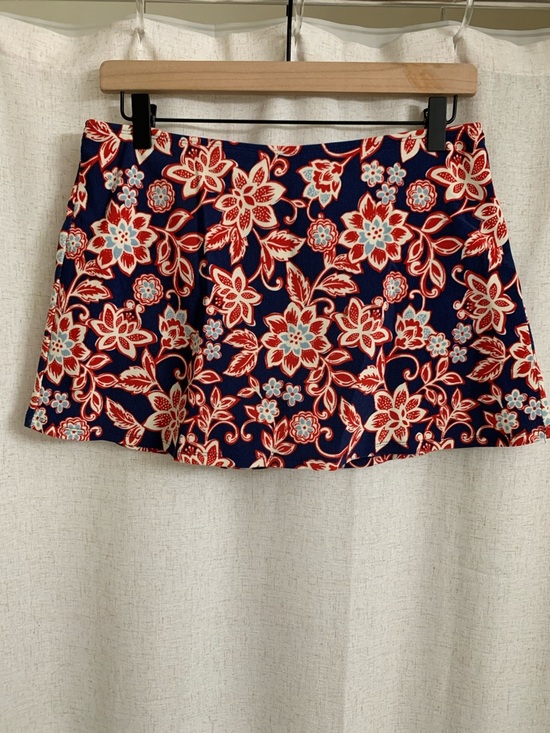 L.L. Bean Other - L.L. Bean UPF 50+ Floral Red White Blue Shaping Swim Skirt With Bikini Bottom 12